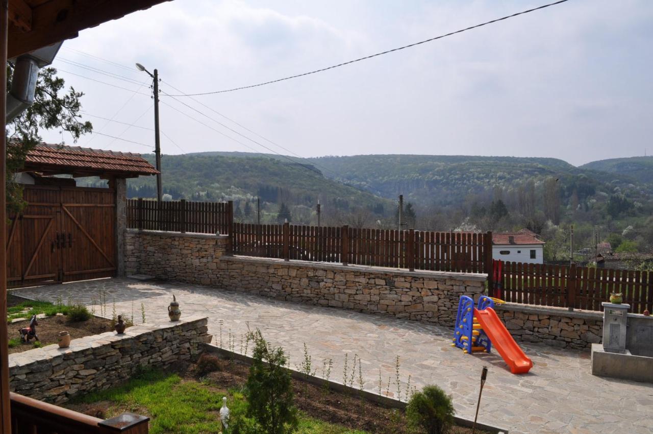 克鲁舒纳 Krushunska Panorama酒店 外观 照片